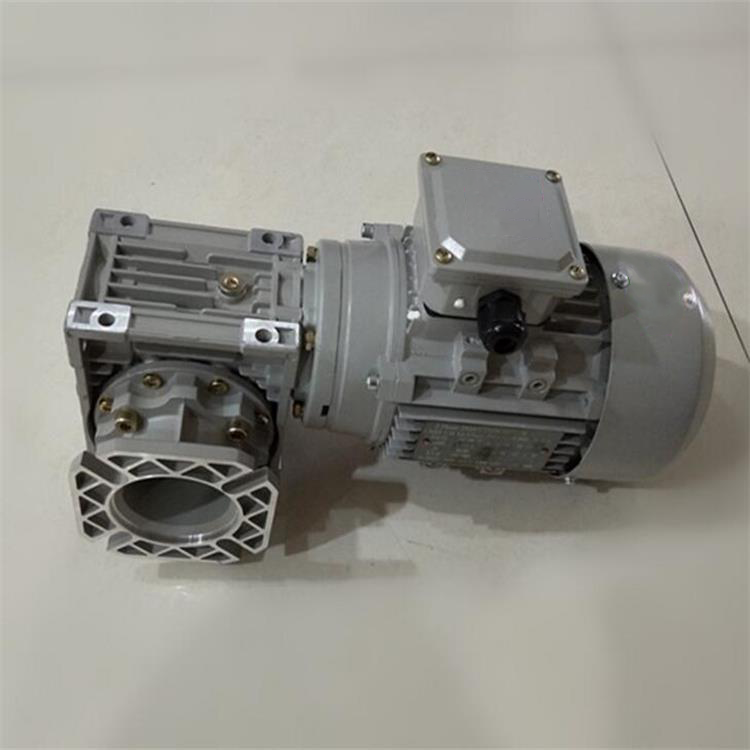 What is the principle and structure of a gearbox?